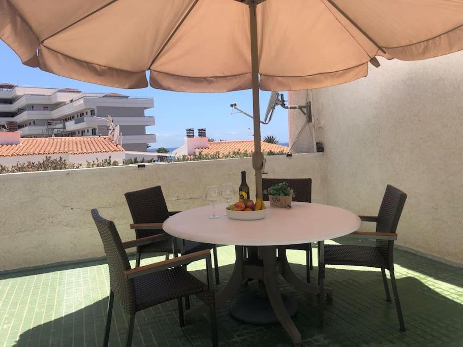 Playa Troya Apartment At The Beach Playa de las Américas Exterior foto